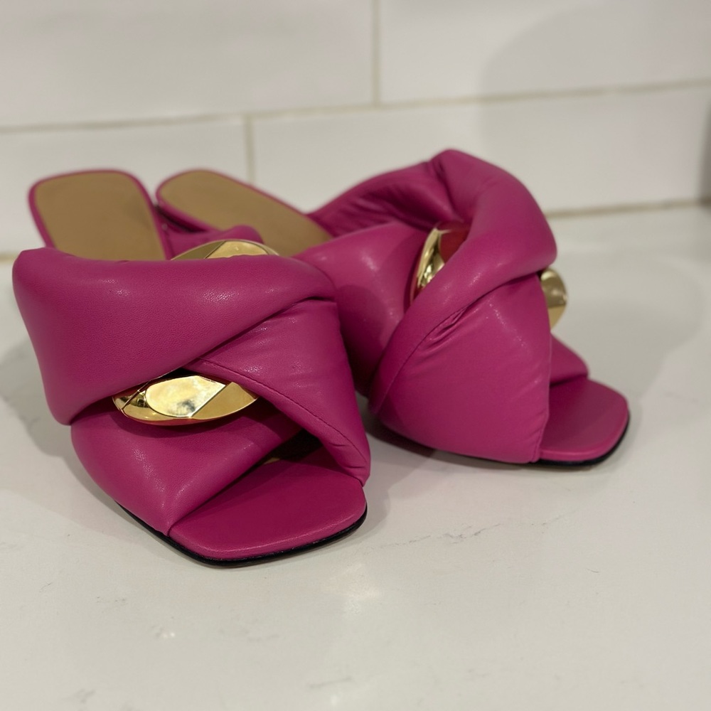 JW Anderson Chain Twist Sandal Pink